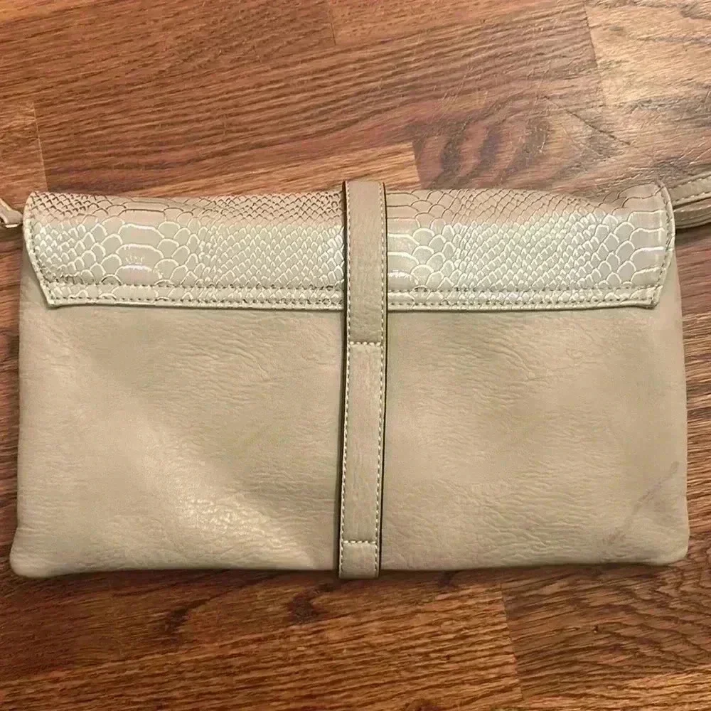 Melie Bianca Faux Leather Over the Shoulder/Crossbody Purse Light Tan